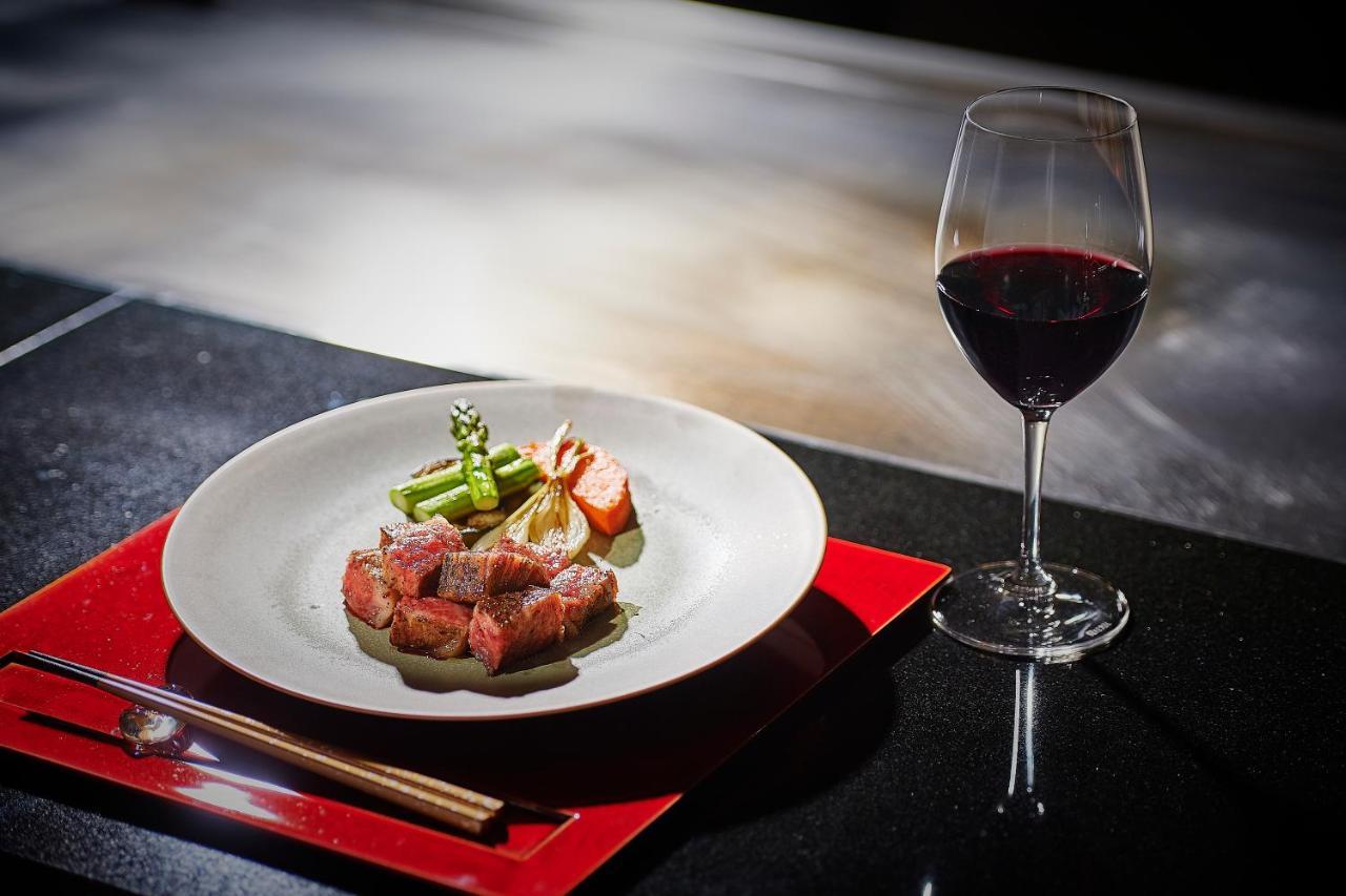 The Gate Hotel Tokyo By Hulic Zewnętrze zdjęcie A wine glass