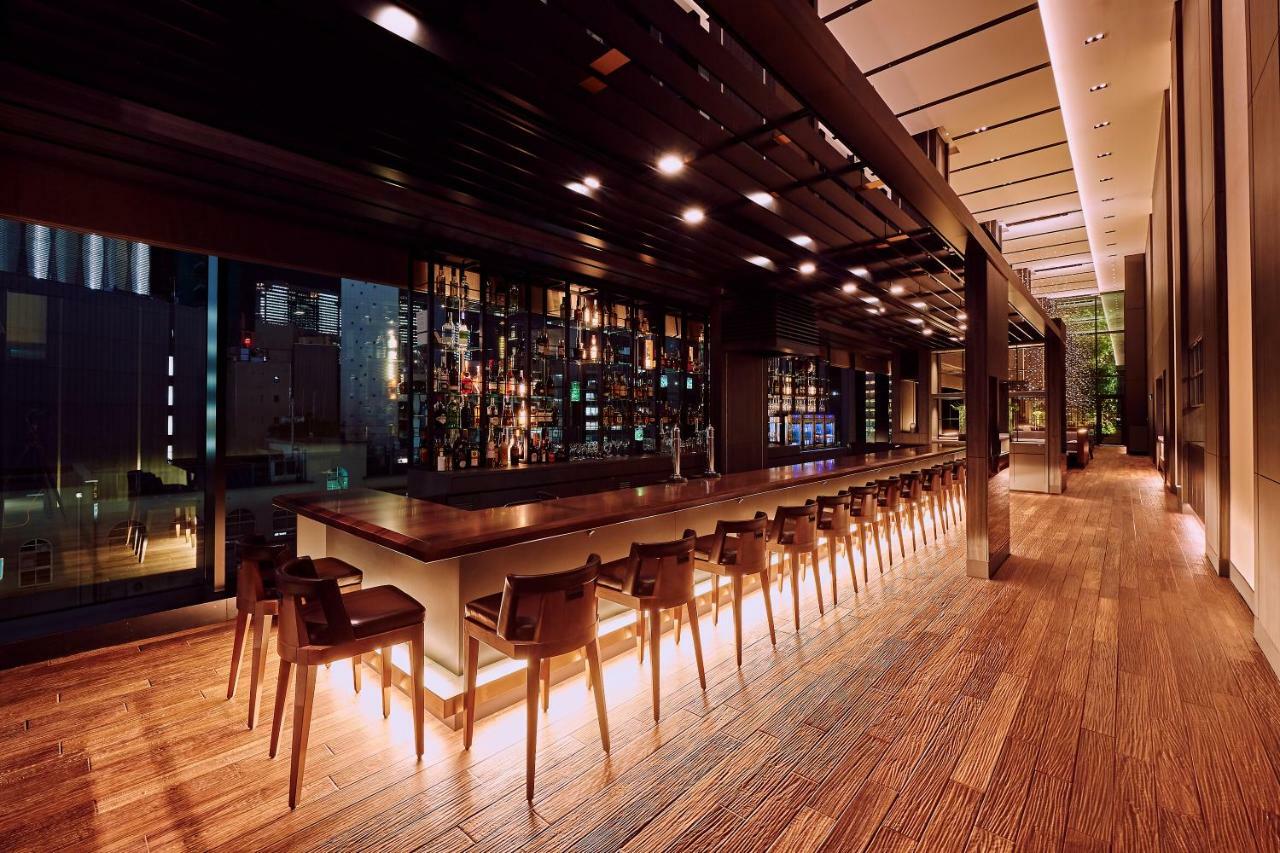 The Gate Hotel Tokyo By Hulic Zewnętrze zdjęcie The bar at the 360° Sky Lounge